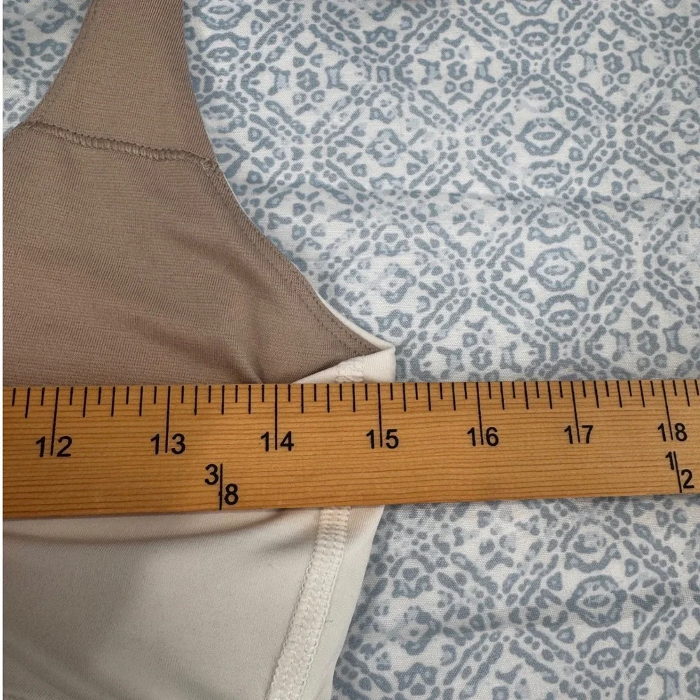 Lululemon Free To Be Serene Bra White Strappy Back Yoga Sports Bra Size 12